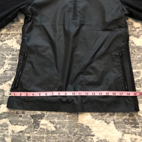 NWOT Nike Golf windbreaker - Picture 3 of 4